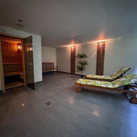 Sw Apartamenty Czarna Gora Sienna  Bagian luar foto