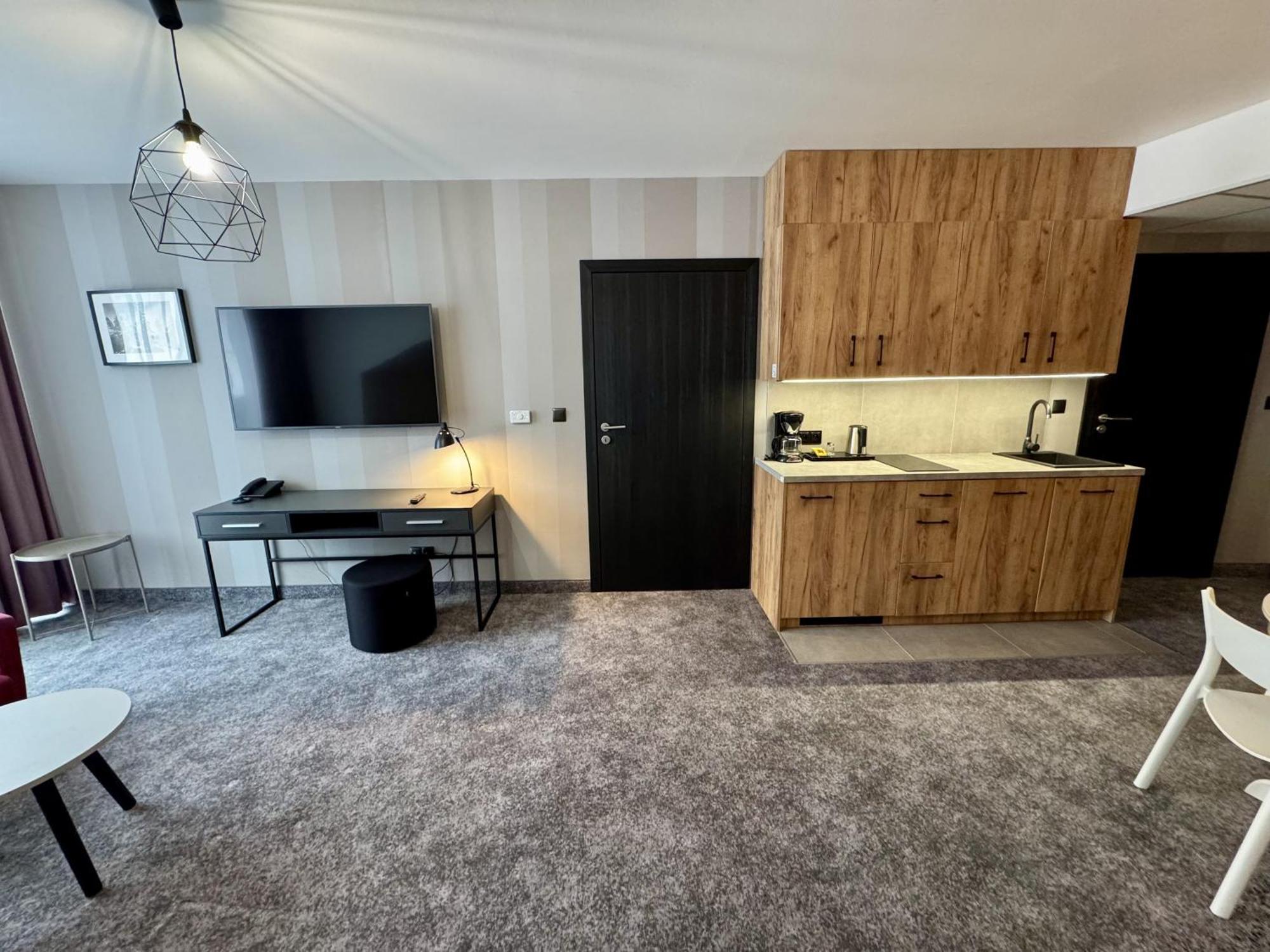 Sw Apartamenty Czarna Gora Sienna  Bagian luar foto