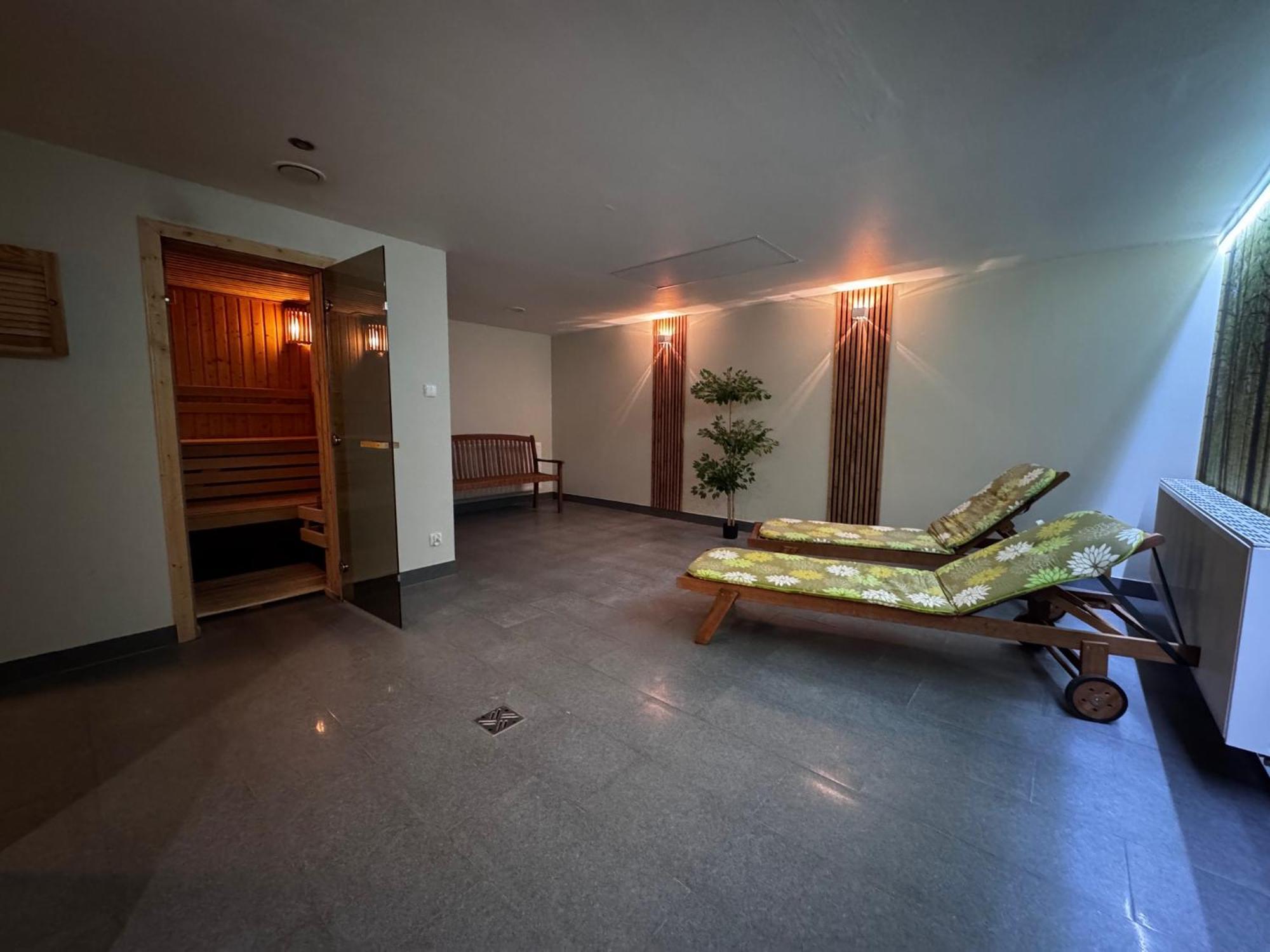 Sw Apartamenty Czarna Gora Sienna  Bagian luar foto